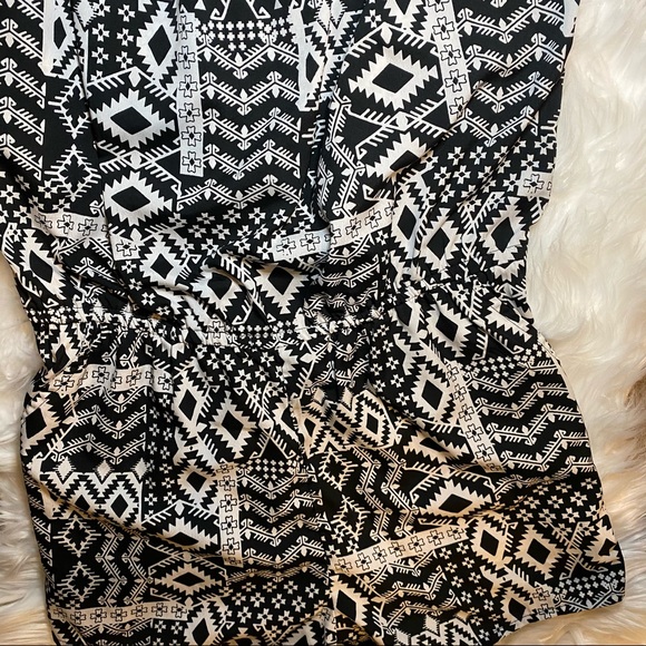 Romper - Picture 4 of 5